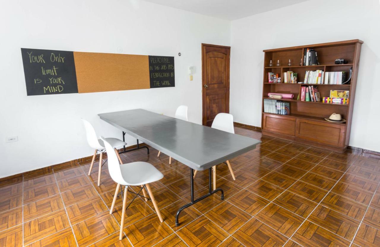 Casa Flamingo Apartment Valladolid  Ngoại thất bức ảnh